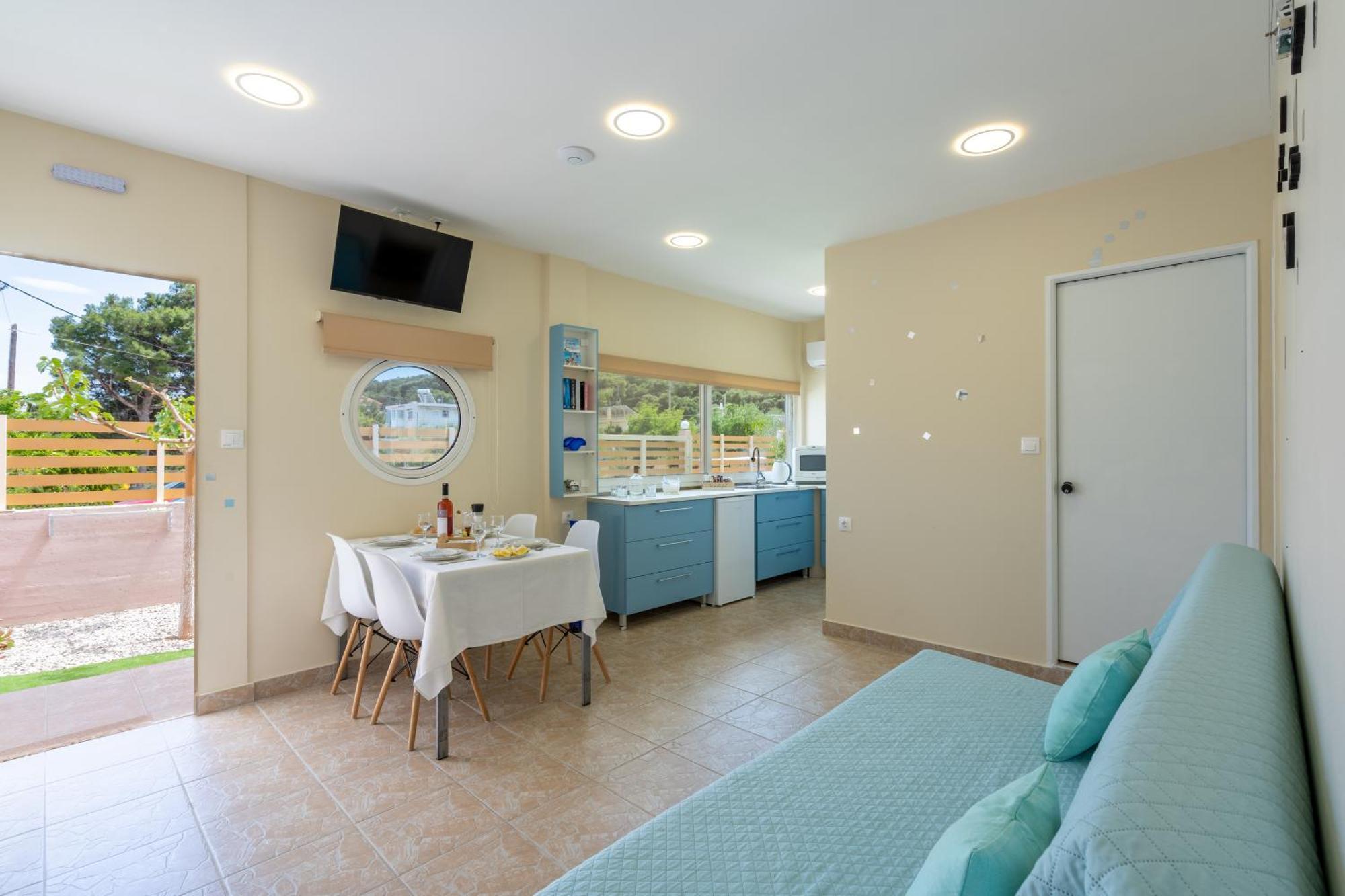 Modular With Heated Pool Artemis Greece